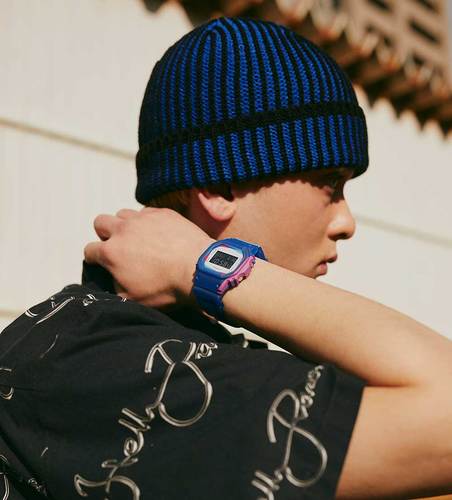 שעון יד ג'י-שוק קארבון א-סימטרי מטורף DWE-5600PR-2D1