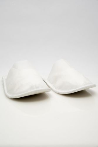 נעלי ספא | איכותיות | ניתן לקנות נעלי ספא בארגז של 300 יחידות | עובי סוליה 2מ"מ המילניום