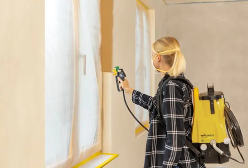 הדגמת שימוש באיירלס נטען 18V דגם Control Pro 300 צבעי מים בלבד WAGNER