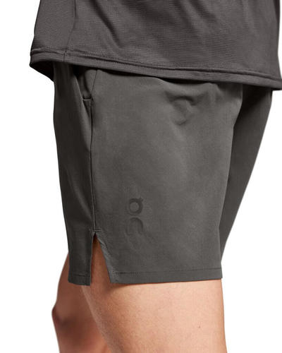 On Essential Shorts Shadow M מכנסי ריצה קצרים גברי