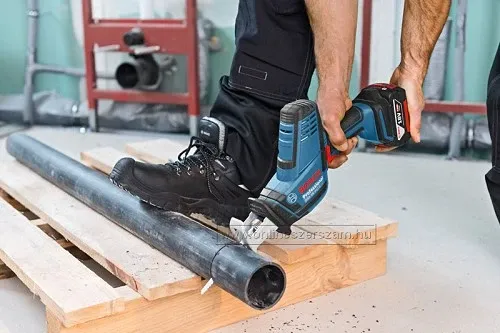 גוף מסור חרב נטען BOSCH GSA 18V-LI C
