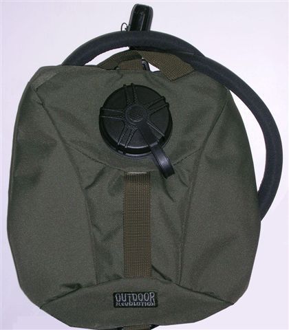 תיק לשתיה שלוקר 2 ליטר לחייל OUTDOOR
