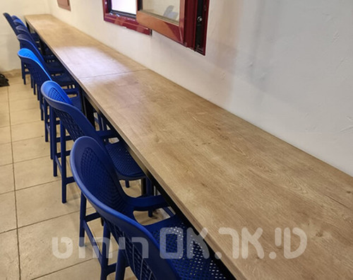 חדר  דלפק מורים ביס יובל יהוד