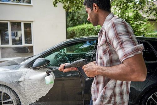 מכונת שטיפה בלחץ 130 בר BOSCH Universal Aquatak 130
