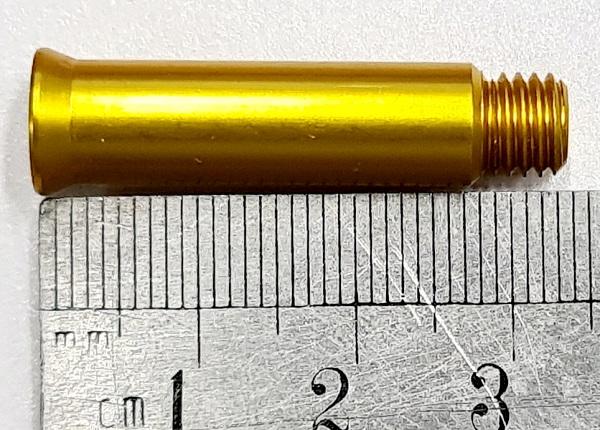 Mogema Axle anodized tight