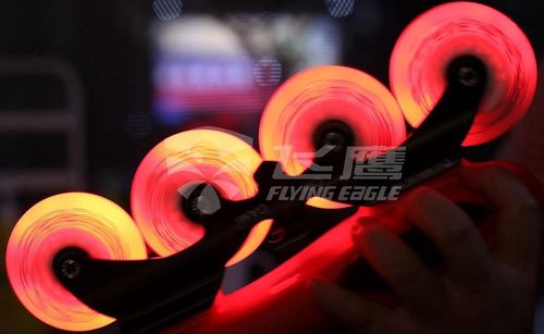 FLYING EAGLE LAZERWHEELZ RED 4 PCS-76