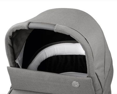 עגלת תינוק ויואצ'ה Vivace עם קיפול סופר קומפקטי, אמבטיה מרווחת ומשודרגת עם מעמד - צבע Mercury