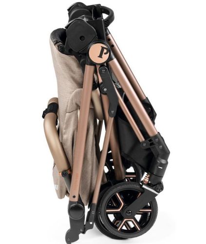 עגלת תינוק ויואצ'ה Vivace עם קיפול סופר קומפקטי, אמבטיה מרווחת ומשודרגת עם מעמד - צבע Astral