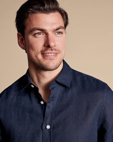 חולצת פשתן כחולה גזרה קלאסיק - Navy blue plain pure linen classic fit shirt
