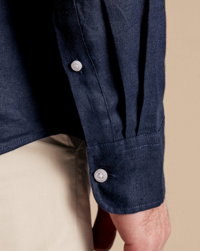 חולצת פשתן כחולה גזרה קלאסיק - Navy blue plain pure linen classic fit shirt