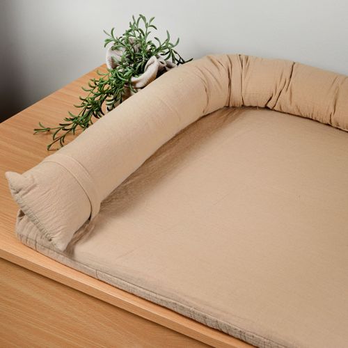 משטח החתלה לשידת תינוק עם בד מונע החלקה 100% כותנה טטרא - ג'קארד חום