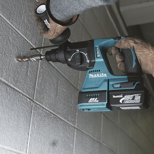 פטישון 18V נטען 3 מצבי עבודה BL 2.0J גוף MAKITA DHR242Z