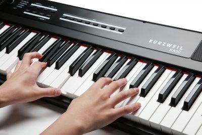 פסנתר חשמלי 88 קלידים נייד KURZWEIL KA50