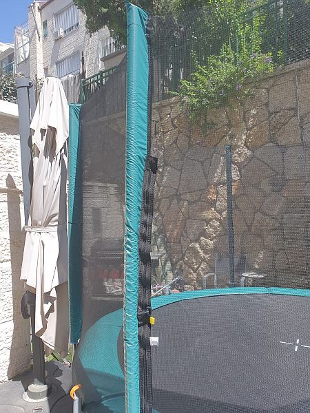 רשת הגנה לטרמפולינה