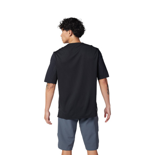 חולצת רכיבה קצרה פוקס שחור - FOX RACING DEFEND SS JERSEY V25