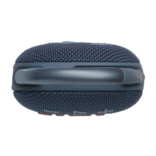 רמקול JBL Clip 5 צף על מים, מדגיש את עמידותו למים - רמקול JBL Clip 5 צף על פני המים.