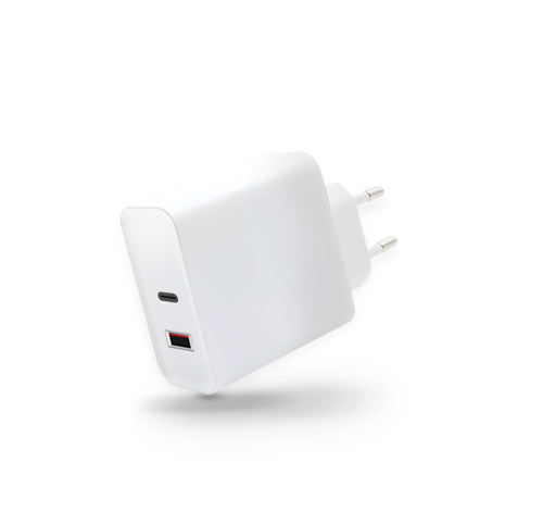 מטען רכב סופר מהיר TC+USB עוצמת טעינה 3.1 אמפר עם חיישן AUTO ID לטעינה חכמה ובטוחה של מכשירים ניידים