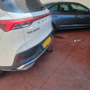 וו גרירה למקסוס E-יוניק 5 2022