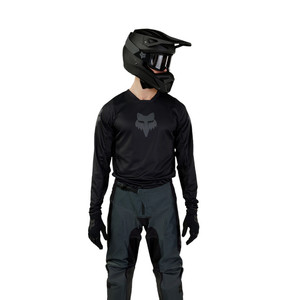 חליפת פוקס 180 שחור - FOX 180 BLACKOUT V25