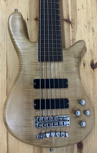 גיטרה בס 6 מיתרים משומשת Warwick Streamer LX6