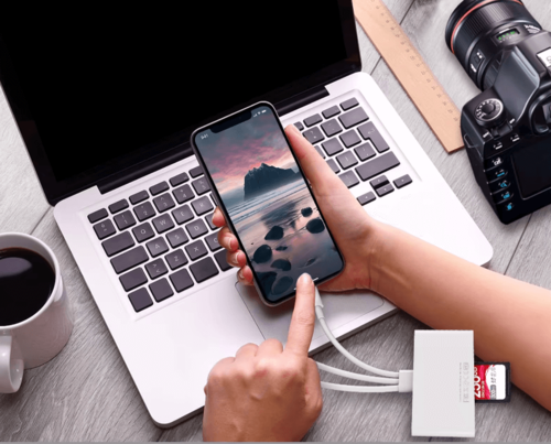 קורא כרטיסים IPHONE אייפון זכר ל3 חיבורים : SD-MICRO SD-USB 