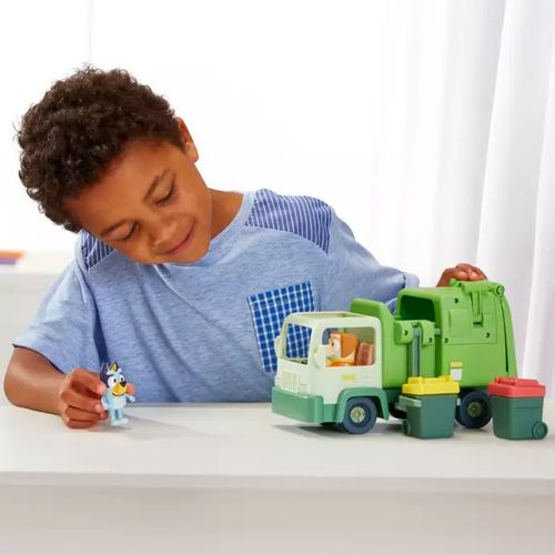 משאית אשפה עם מנוף פחים, 2 פחי אשפה ו 2 דמויות