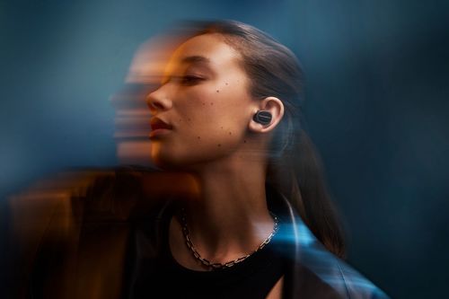 Bowers & Wilkins Pi8