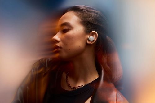 Bowers & Wilkins Pi8