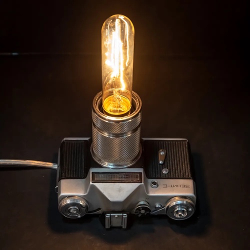 Back To Light Zenit E 1965 נורת מצלמה דקורטיבית