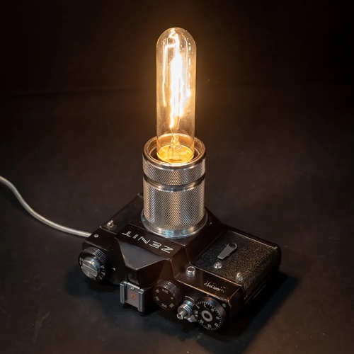 Back To Light Zenit B 1968 נורת מצלמה דקורטיבית