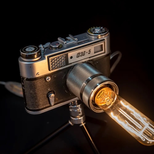 Back To Light Fed five 1977 נורת מצלמה דקורטיבית