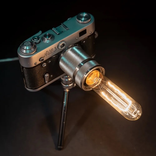 Back To Light Fed III 1967 נורת מצלמה דקורטיבית