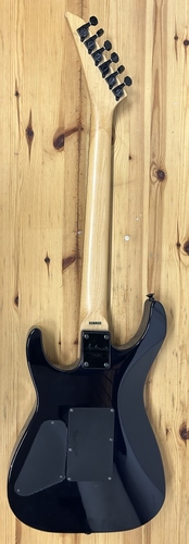 **** נמכרה ****גיטרה חשמלית משומשת Jackson PS2-Flame