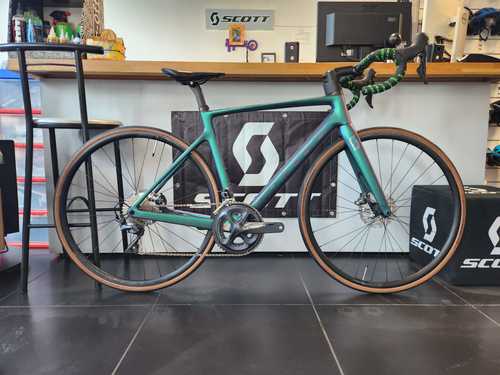 אופני סקוט יד שניה- 2021 SCOTT Addict RC 30 מידה 54
