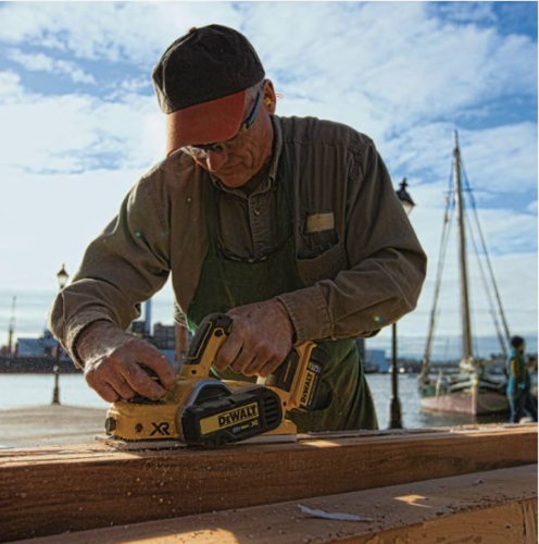 מקצוע נטען דיוולט דגם  DCP580/DCP580B DEWALT
