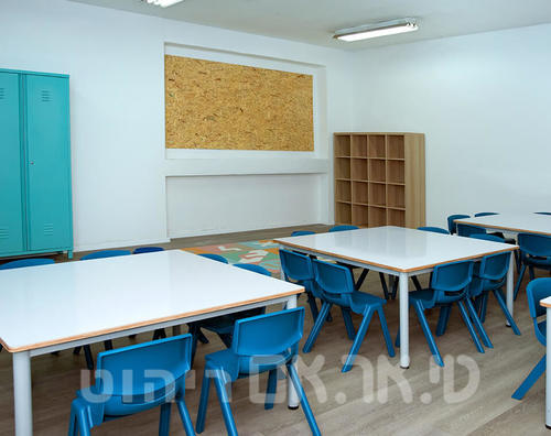 שולחן קבוצץי רגל תומר