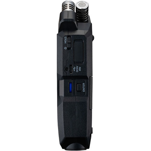מכשיר הקלטה נייד Zoom H4essential 4-Track 32-Bit Float 