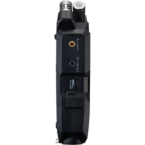 מכשיר הקלטה נייד Zoom H4essential 4-Track 32-Bit Float 