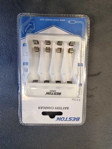 מטען usb לסוללות BESTON C8002