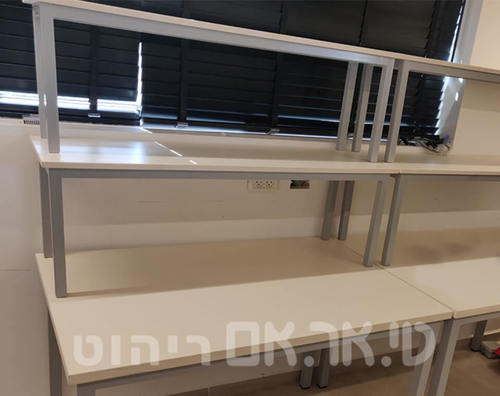 שולחן מעבדה מטרספה שלוש קומות