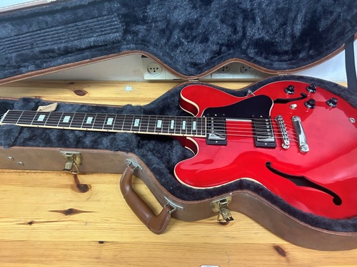 *****נמכרה*****חשמלית משומשת Gibson ES 335 2015