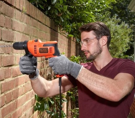 מקדחה עם פטישון חוט Black+Decker BEH200-QS 500W