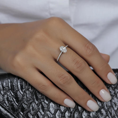 טבעת אובל אירוסין יהלומים 1.11CT זהב 14K