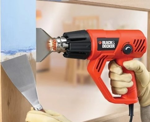 אקדח חום כולל אביזרים Black+Decker KX2001K-QS 2000W