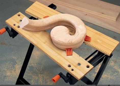 שולחן עבודה מתקפל Black+Decker Workmate WM301-XJ