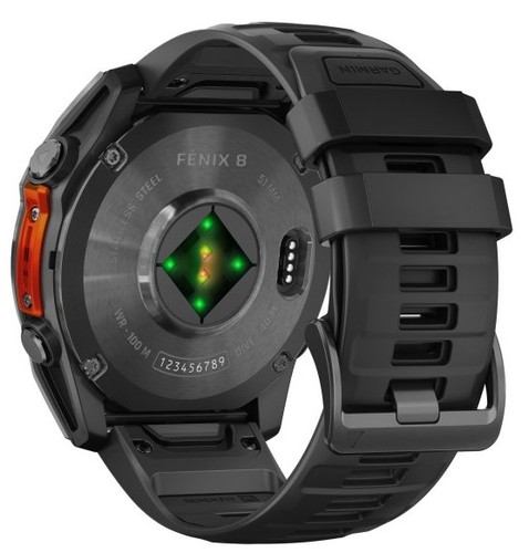 שעון חכם Garmin Fenix 8 AMOLED 51mm פלדת אל-חלד עם רצועת סיליקון שחורה