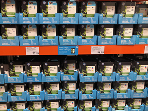 המדריך המקיף לבחירת הדיו המושלם למדפסת שלך: כל מה שצריך לדעת