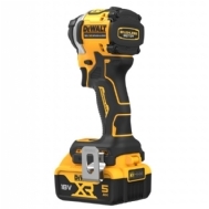 מברגת אימפקט 18V ללא פחמימם DEWALT
