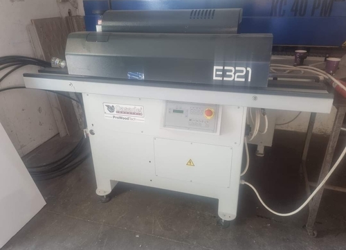 מכונת קנטים CASADEI דגם E321 משומשת תוצרת איטליה
