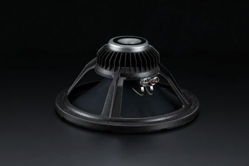 זוית נוספת Boss Katana Cabinet 112 Bass 